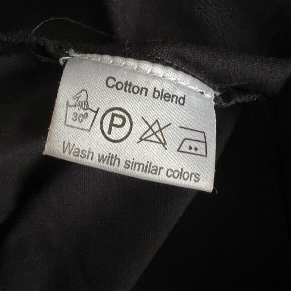 Little Black Dress (S) - Picture 3 of 3